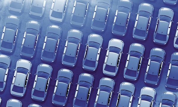Dealer's first overflow lot in 37 years sign of U.S. inventory pileup ...