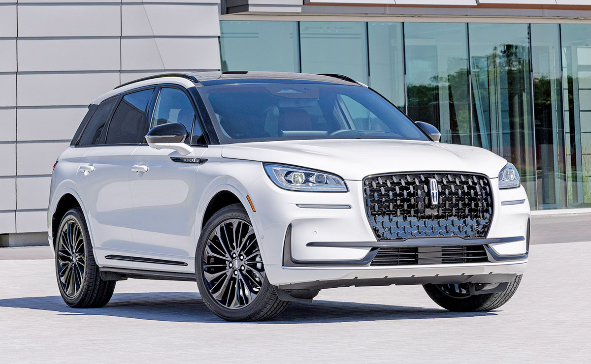 First Lincoln EV coming in late 2025 as gasoline lineup shrinks