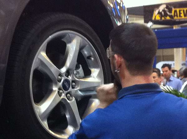 Express services | Automotive News