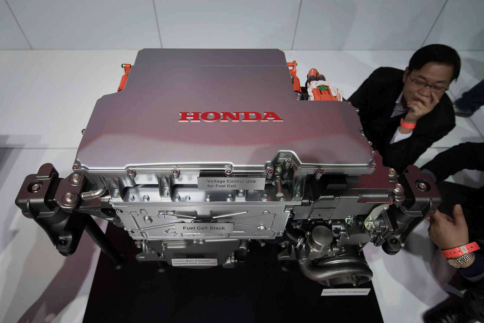 How many cells does it pack? | Automotive News