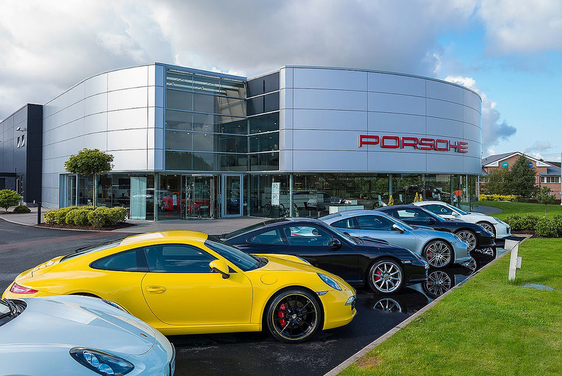 Penske Automotive Q1 earnings Net falls 28 Automotive News