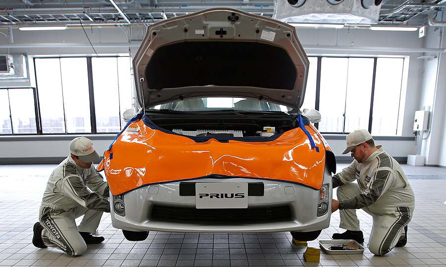 Toyota finishes 90 million global training center for mechanics