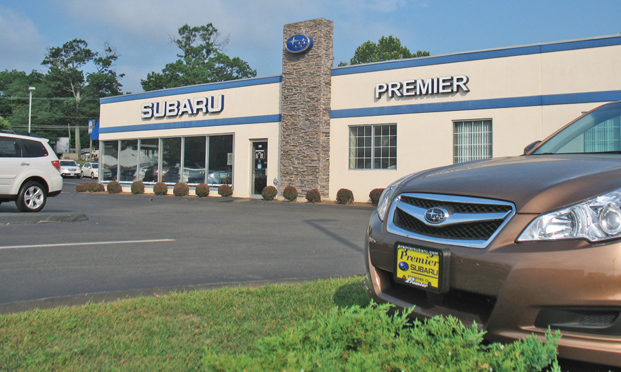 How Bob Alvine switched from banker to dealer Automotive News