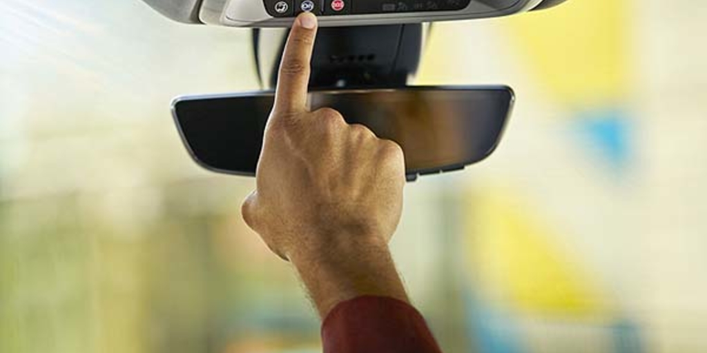 GM teams up with Google for in-vehicle AI technology - Vimarsana News