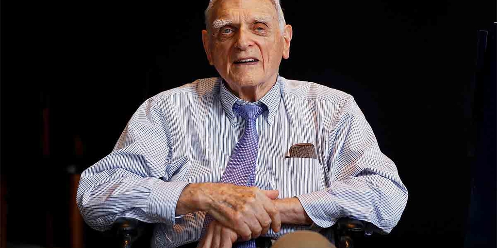 Obituary: Lithium-ion battery pioneer John Goodenough dies at 100 - Vimarsana News