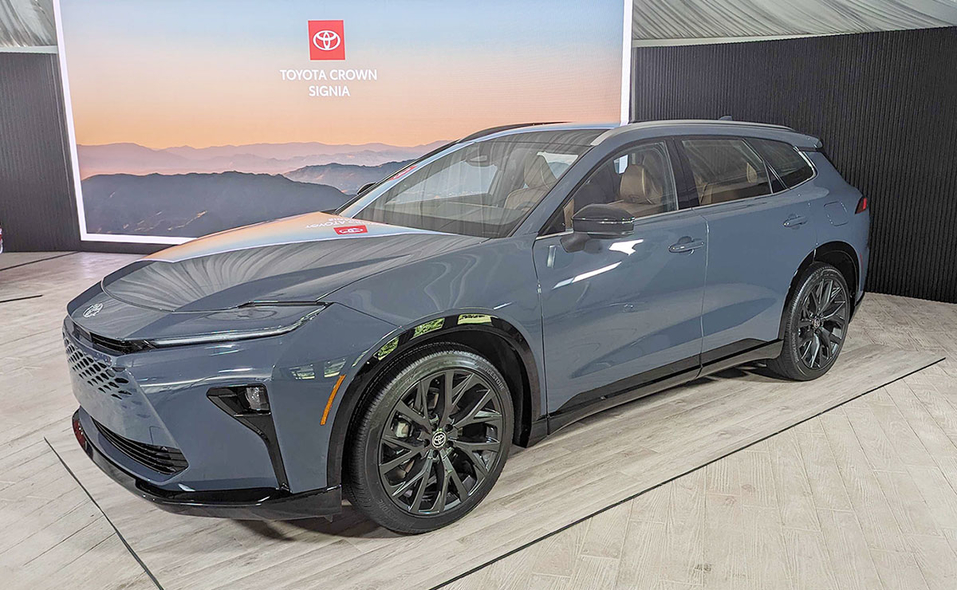 2025 Toyota Crown Signia