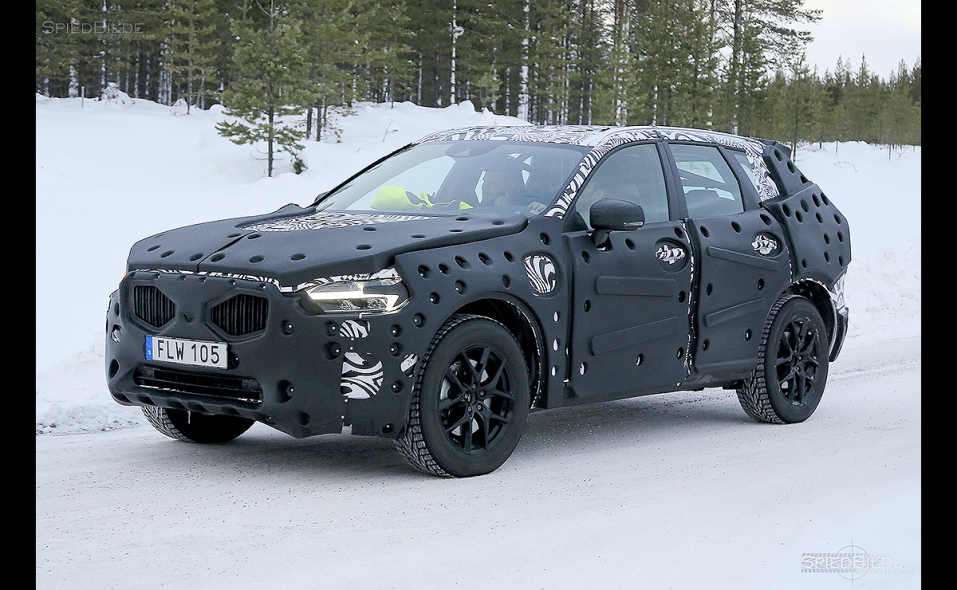 Volvo XC60 Spy Photos
