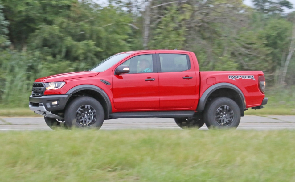 Ford Ranger Roptor Spy Ford Ranger Raptor spy photos