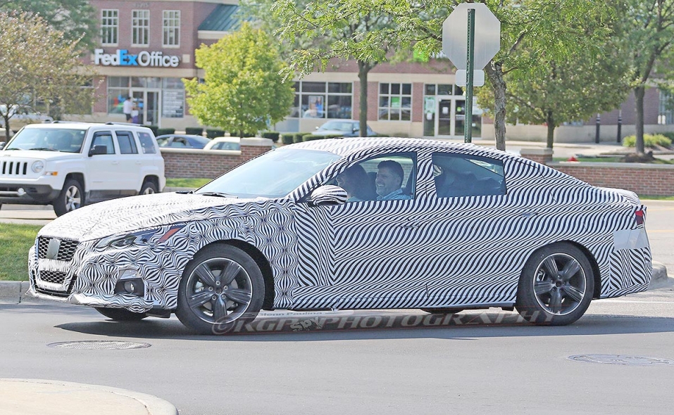 Automotive News
