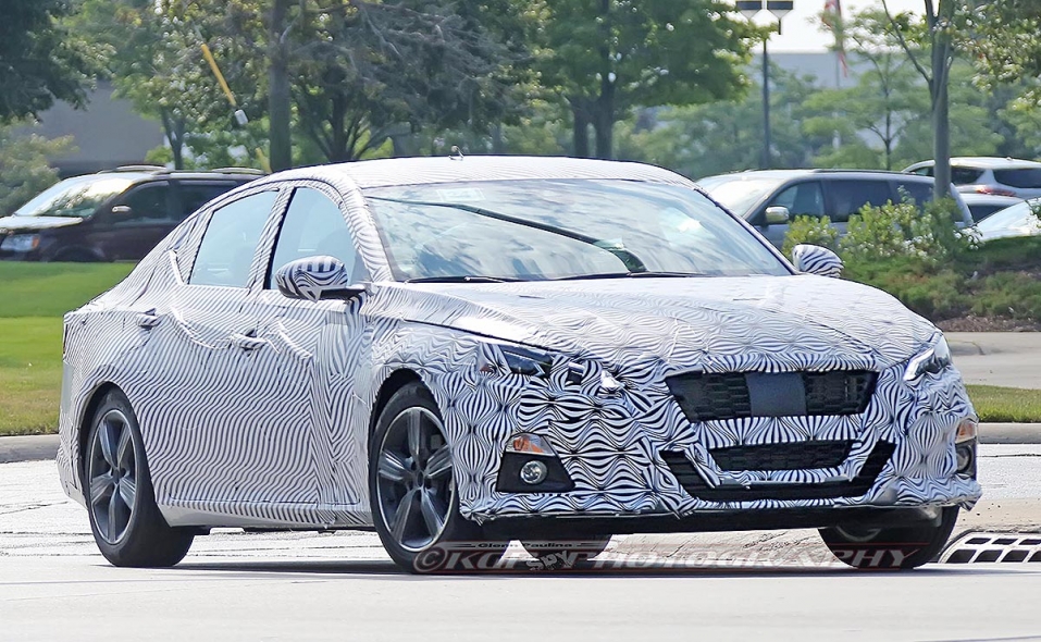 Automotive News