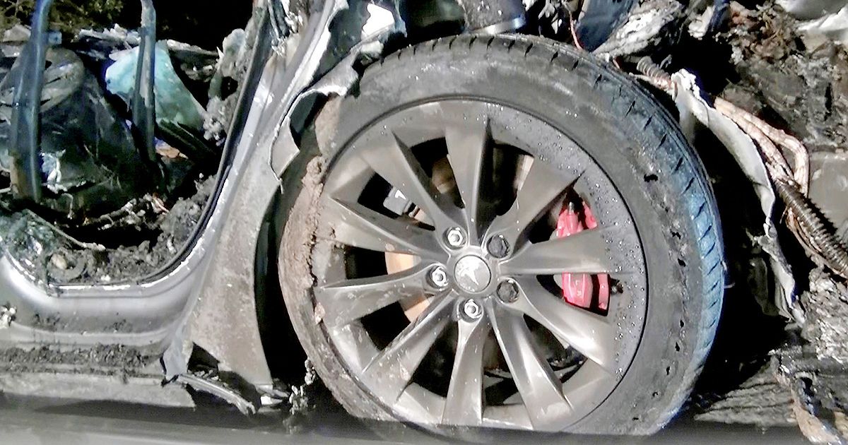 Tesla Die Fast Tesla Model S fatalities renew questions about Autopilot system ...