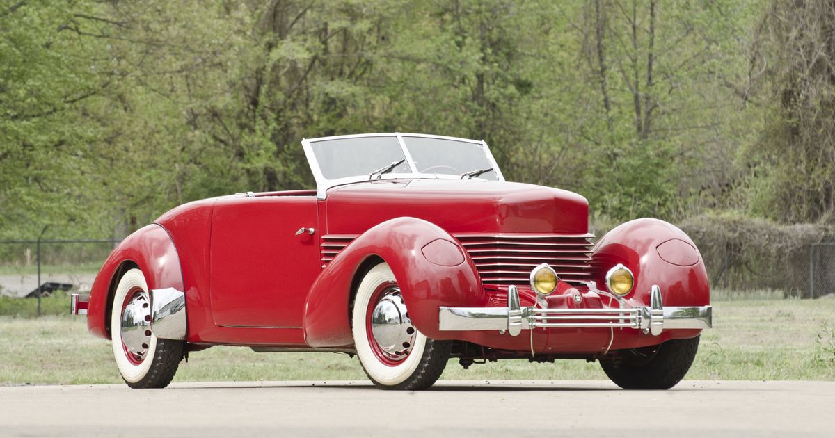 The first Cord 810, with several American milestones, is built