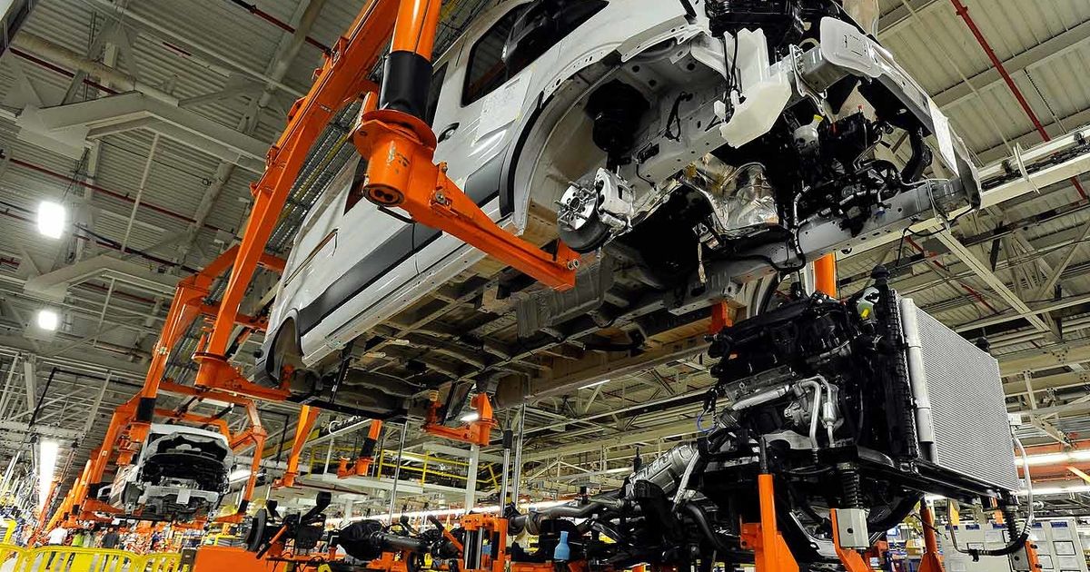 Ford to idle Transit van output in U.S. for 2 weeks Automotive News