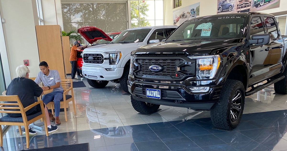 DAILY DRIVE PODCAST March 7, 2022 Automotive News