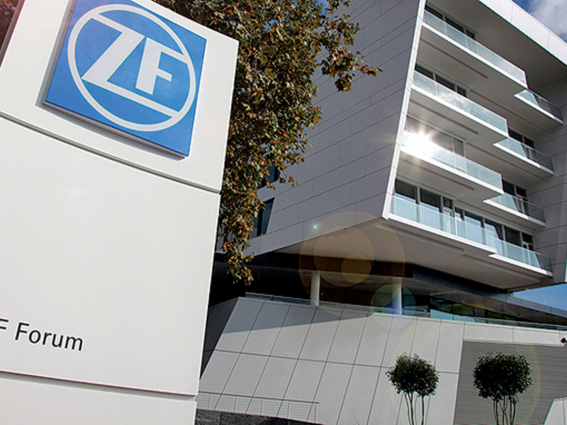 Six automakers and supplier ZF TRW face lawsuit over airbag system 