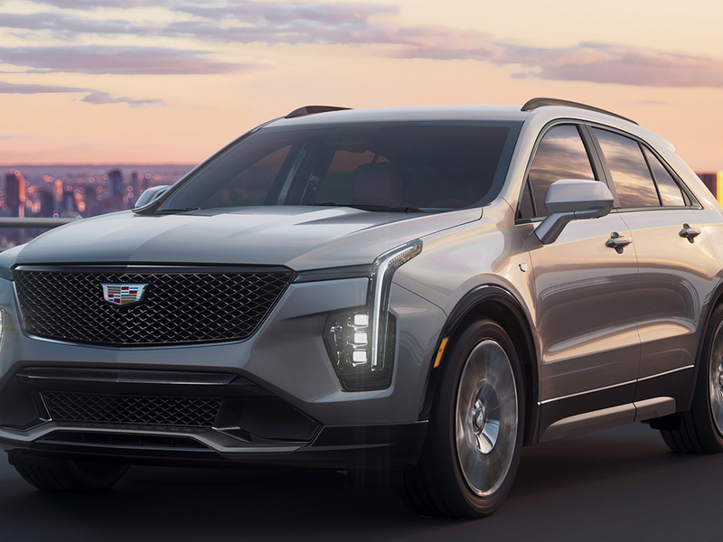 2024 Cadillac XT4 updated with cues from Lyriq EV | Automotive News