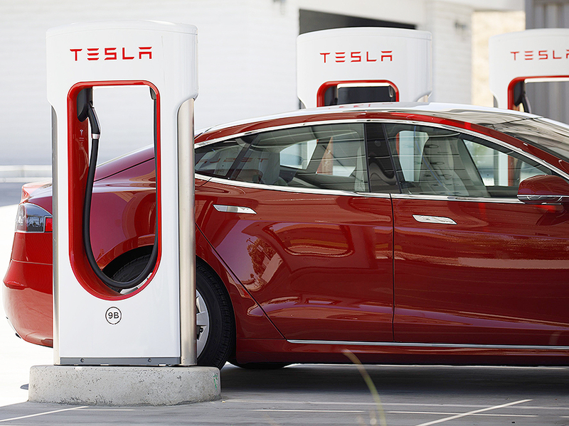 Tesla supercharger catches fire at N.J. convenience store, report says