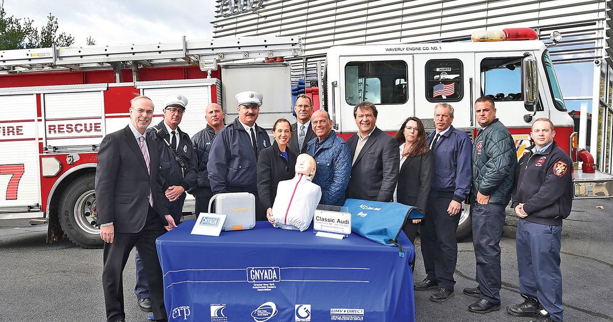 New York dealers provide the gift of life with CPR manikins