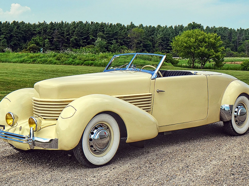 AuburnCordDuesenberg secures patent for retractable headlights