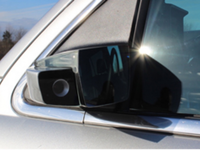 Magna develops cameraequipped mirrors