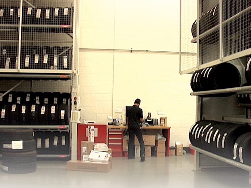 Highvolume dealerships mute their identities for online sales