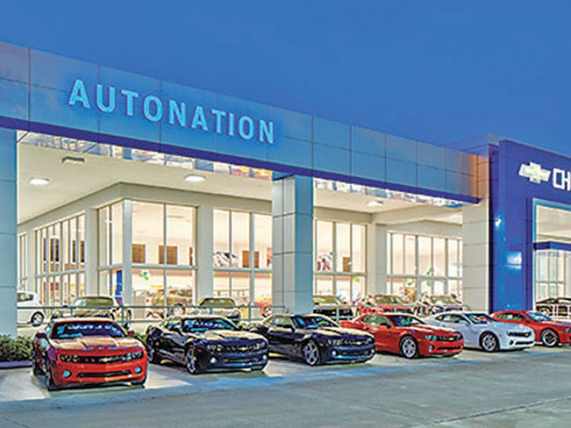 70 of AutoNation sales staffers opt for new pay plan